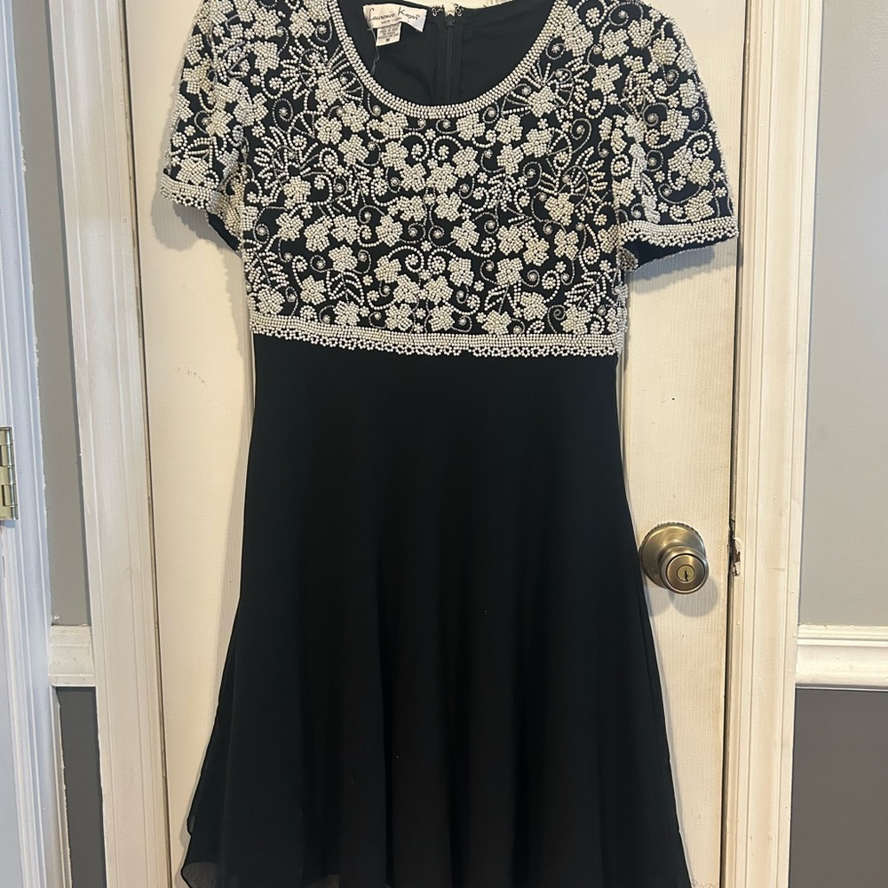 Laurence Kazar Elegant Black and White Floral Cocktail Dress